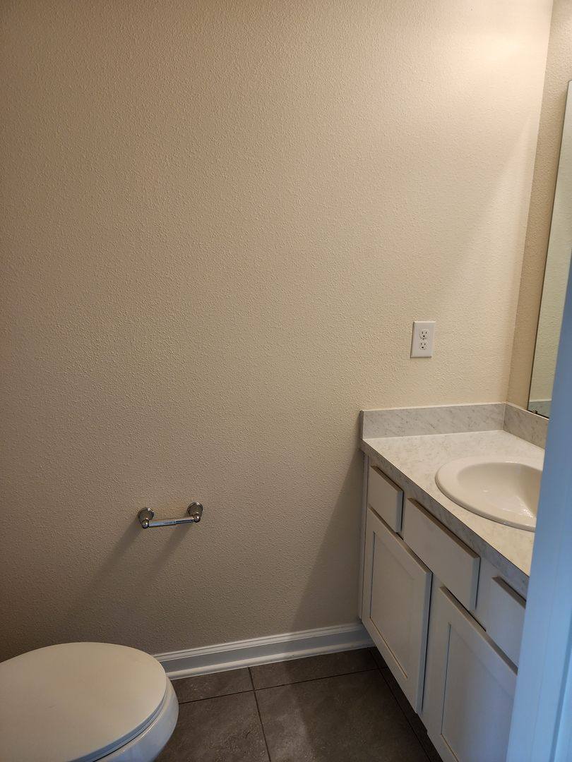 Townhouse for rent at 910 Observatory Parkway, Jacksonville, FL 32218