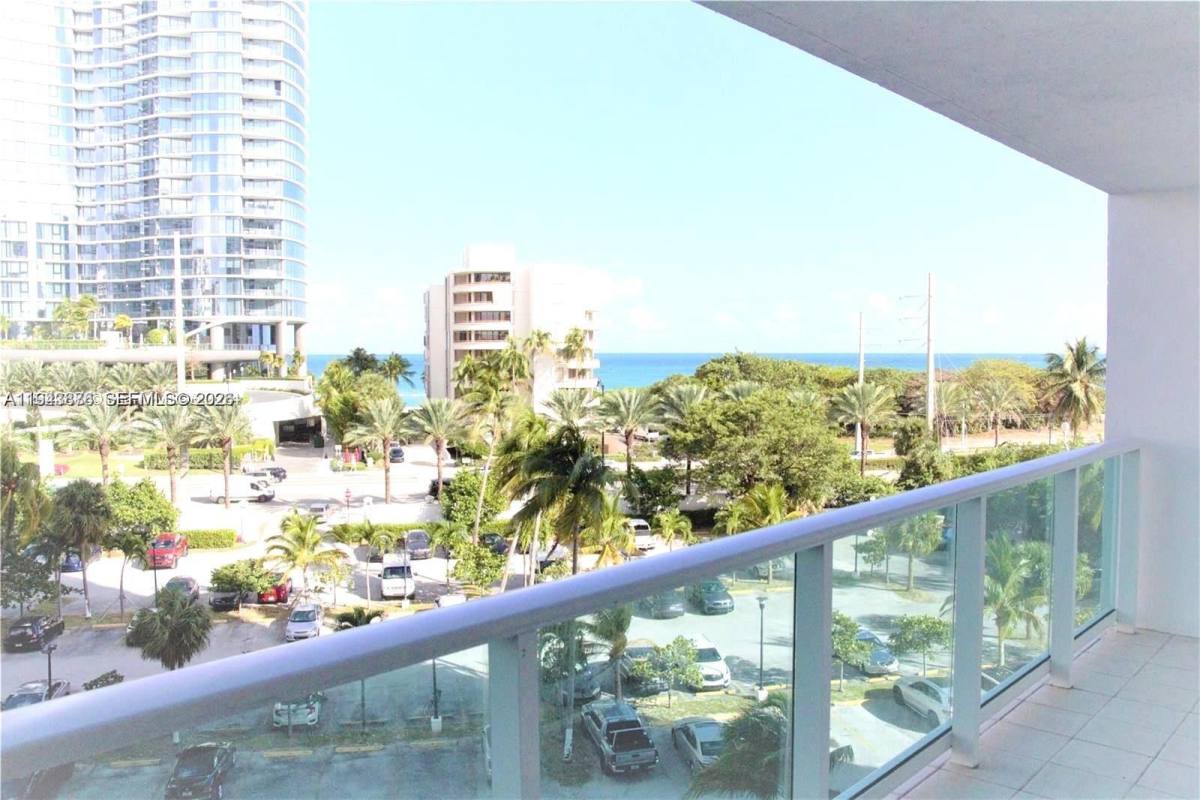 Condo for rent at 100 Bayview Dr #514, North Miami Beach, FL 33160