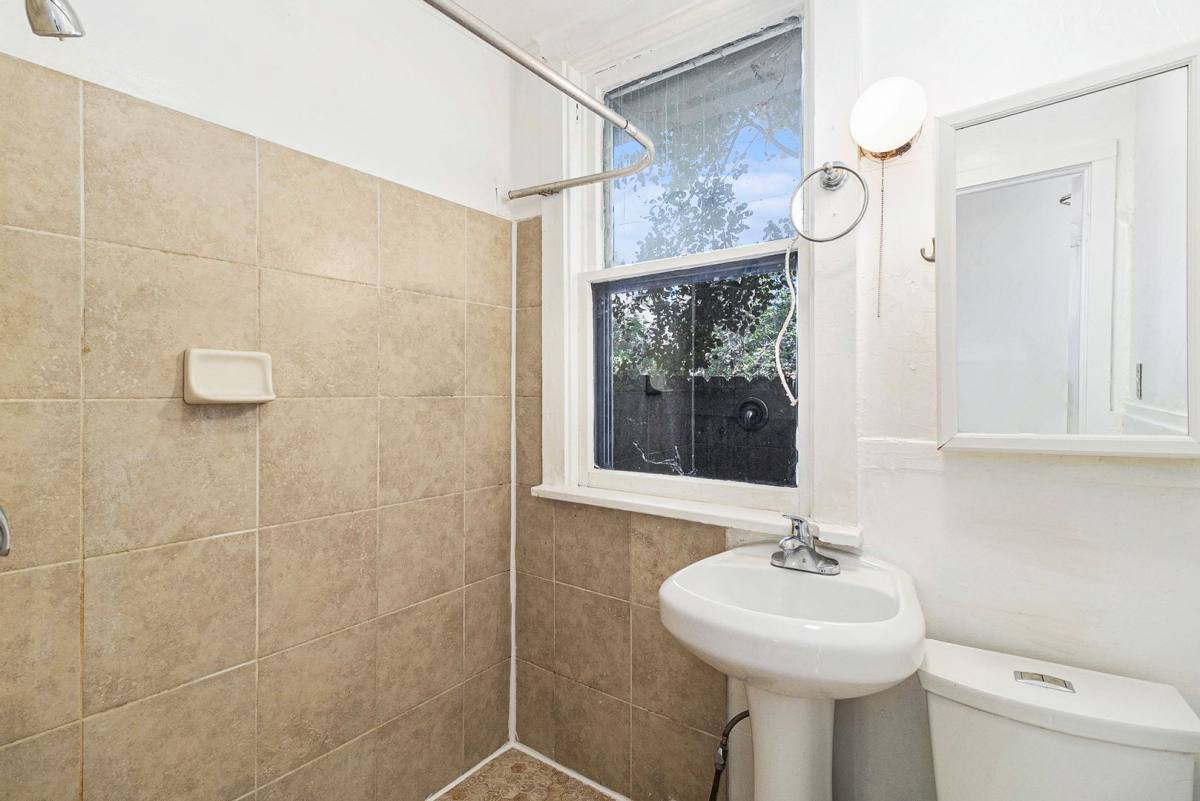 Apartment for rent at 820 13th St, Boulder, CO 80302
