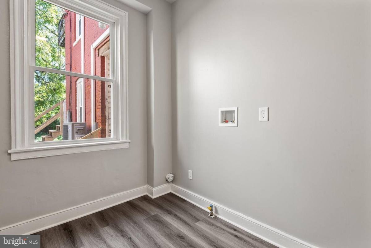 249 N Mulberry St, Lancaster, PA 17603 - Apartment for Rent - Image 9