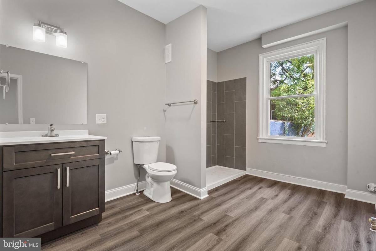 249 N Mulberry St, Lancaster, PA 17603 - Apartment for Rent - Image 7
