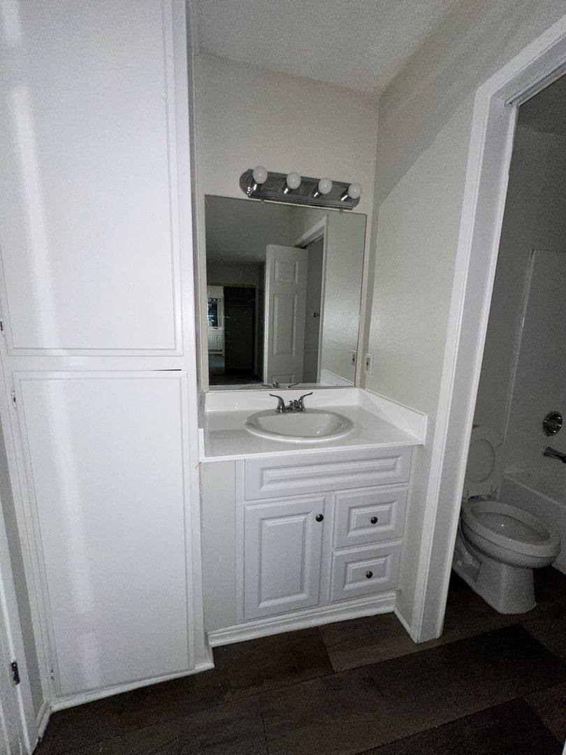 Apartment for rent at 21821-21825 Saticoy St, Canoga Park, CA 91304