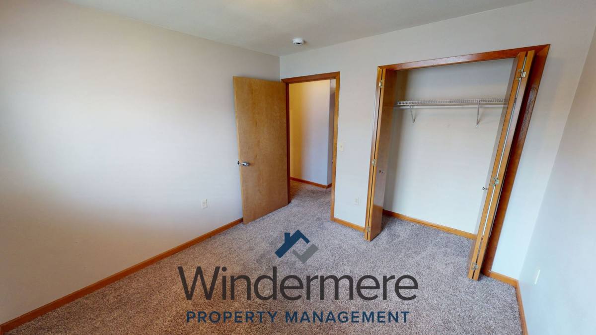 House for rent at 103 SW 9th St, College Place, WA 99324