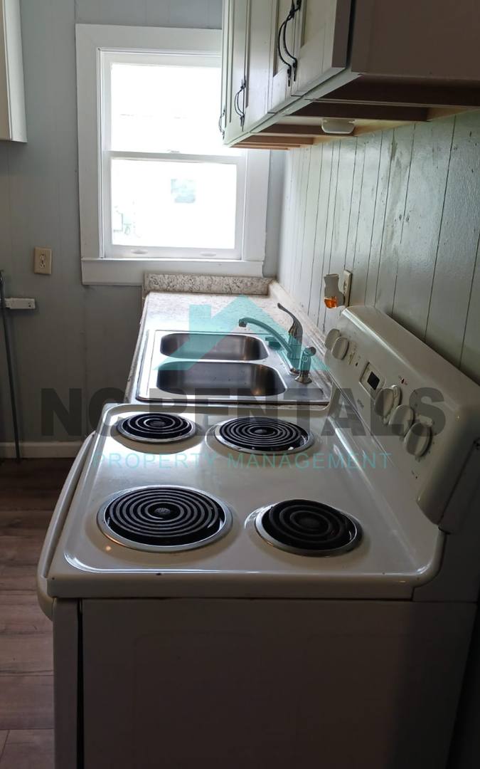 House for rent at 1410 Maple St, Greensboro, NC 27405