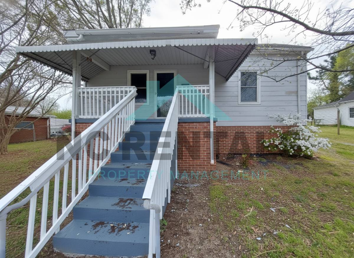 House for rent at 1410 Maple St, Greensboro, NC 27405