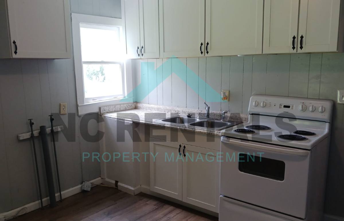 House for rent at 1410 Maple St, Greensboro, NC 27405