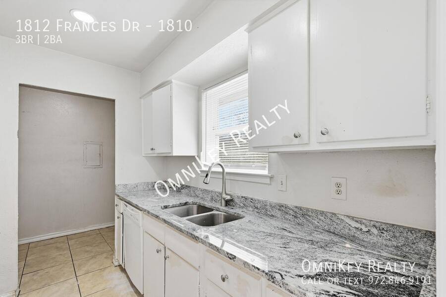 Apartment for rent at 1812 Frances Dr #1810, Garland, TX 75042