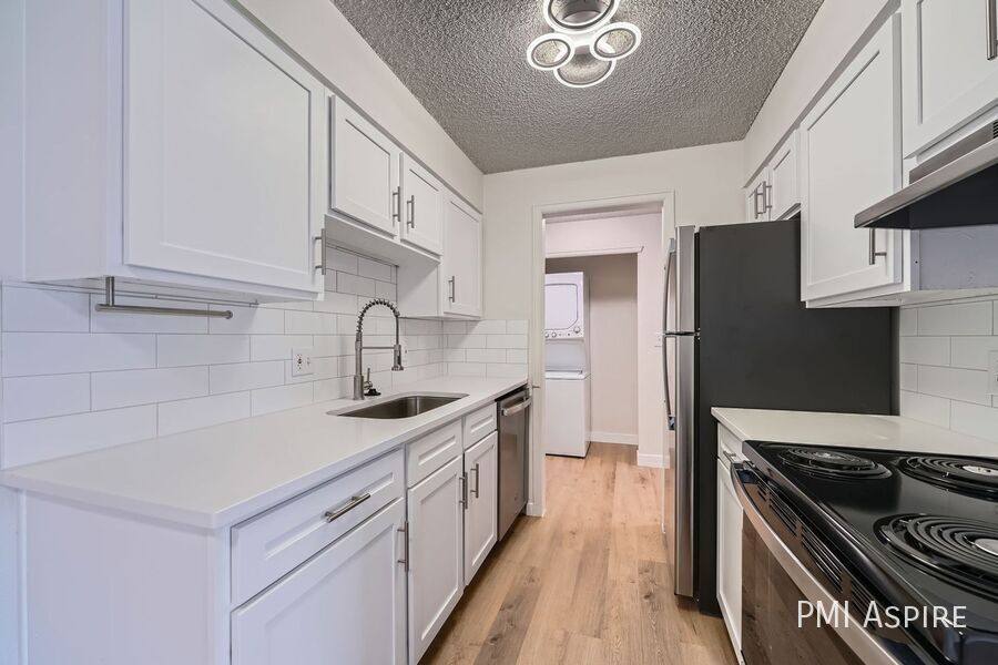 Apartment for rent at 1357 Helena St #301, Aurora, CO 80011
