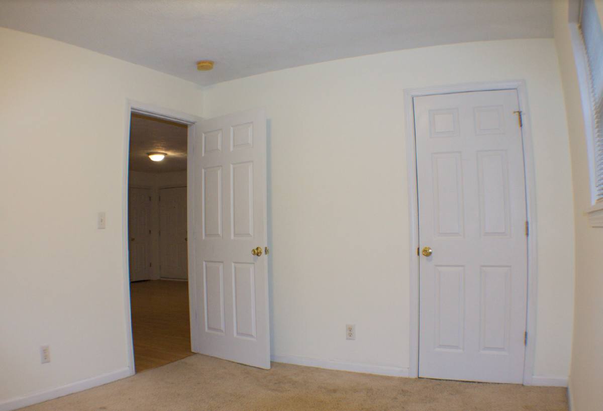 Apartment for rent at 1416 Highland Ave #A, Hendersonville, NC 28792