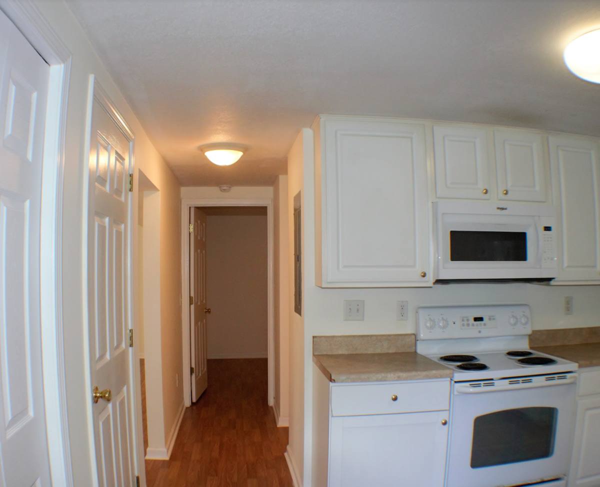 Apartment for rent at 1416 Highland Ave #A, Hendersonville, NC 28792