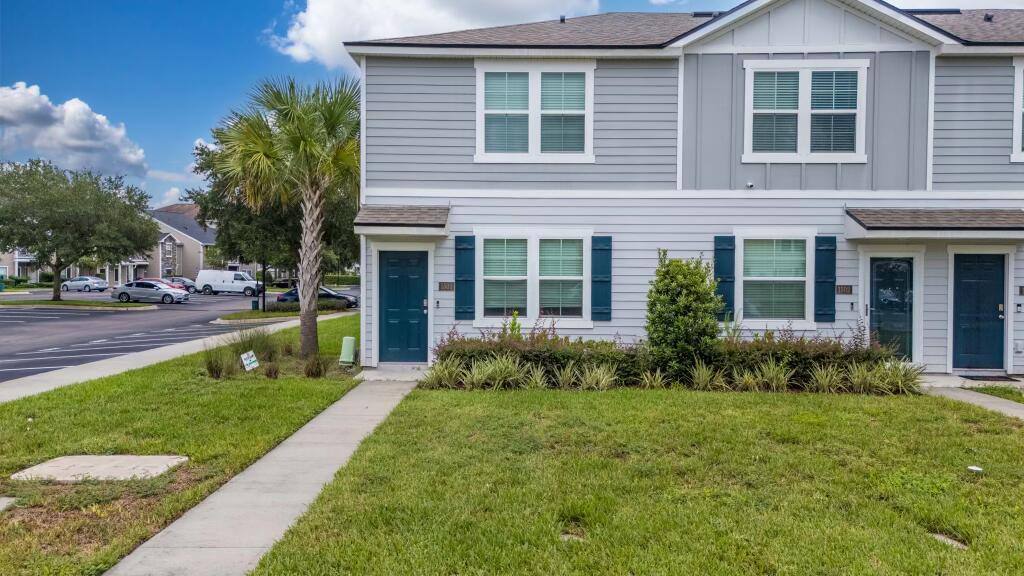 Townhouse for rent at 575 Oakleaf Plantation Parkway #1501, Orange Park, FL 32065