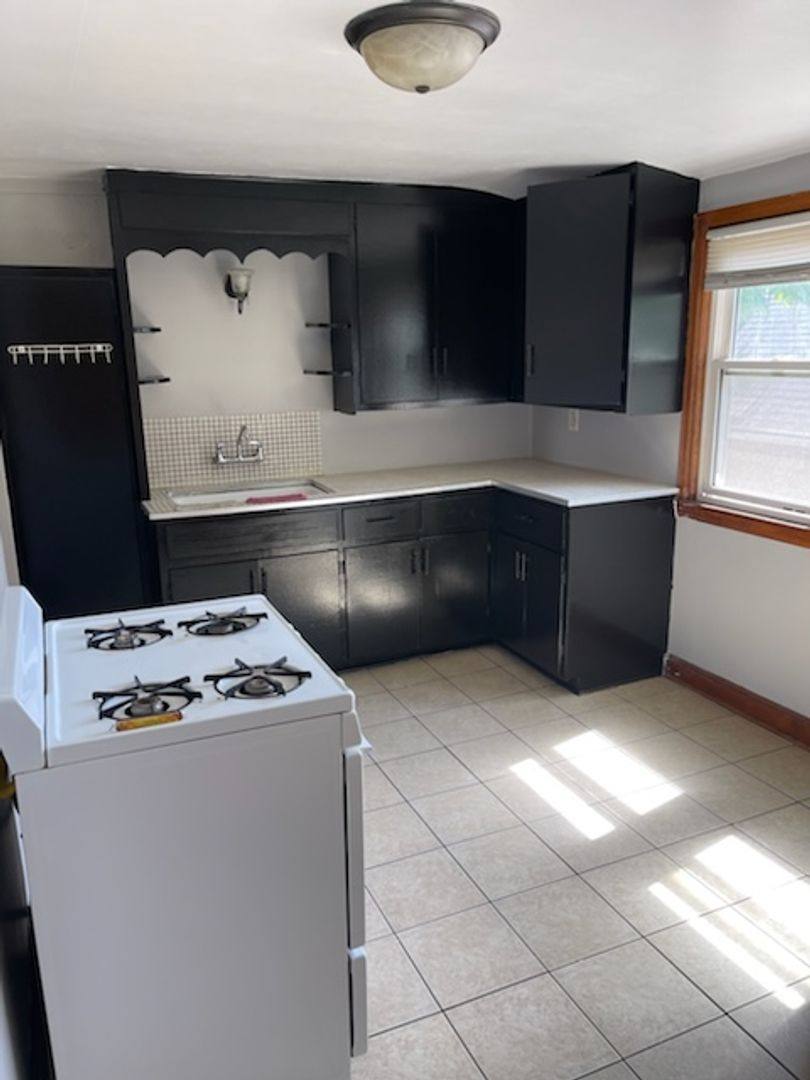 Townhouse for rent at 3721-3721A N 2nd St, Milwaukee, WI 53212