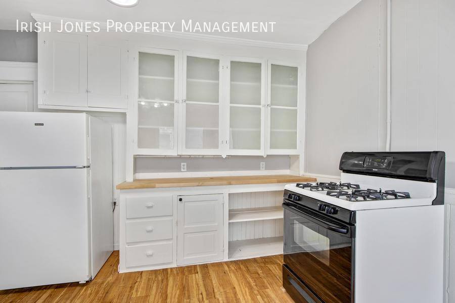 Apartment for rent at 1899 Seneca St #2, Buffalo, NY 14210