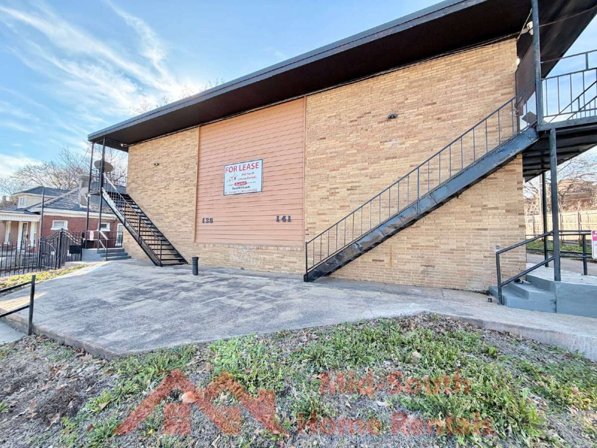 Apartment for rent at 139 N Claybrook St #9, Memphis, TN 38104