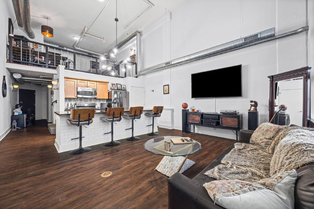 Condo for rent at 715 N Graham St #204, Charlotte, NC 28202