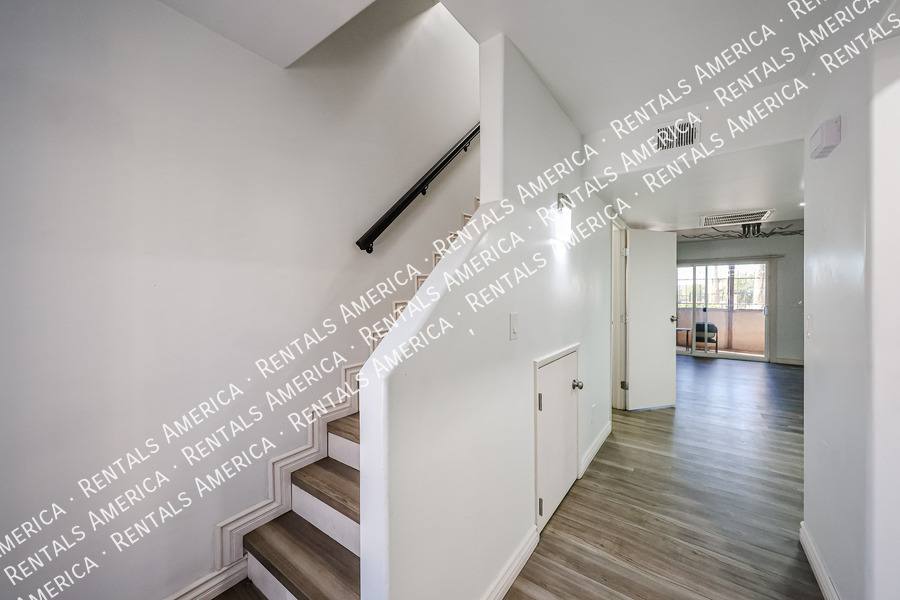 Condo for rent at 1601 W Sunnyside Dr #153, Phoenix, AZ 85029
