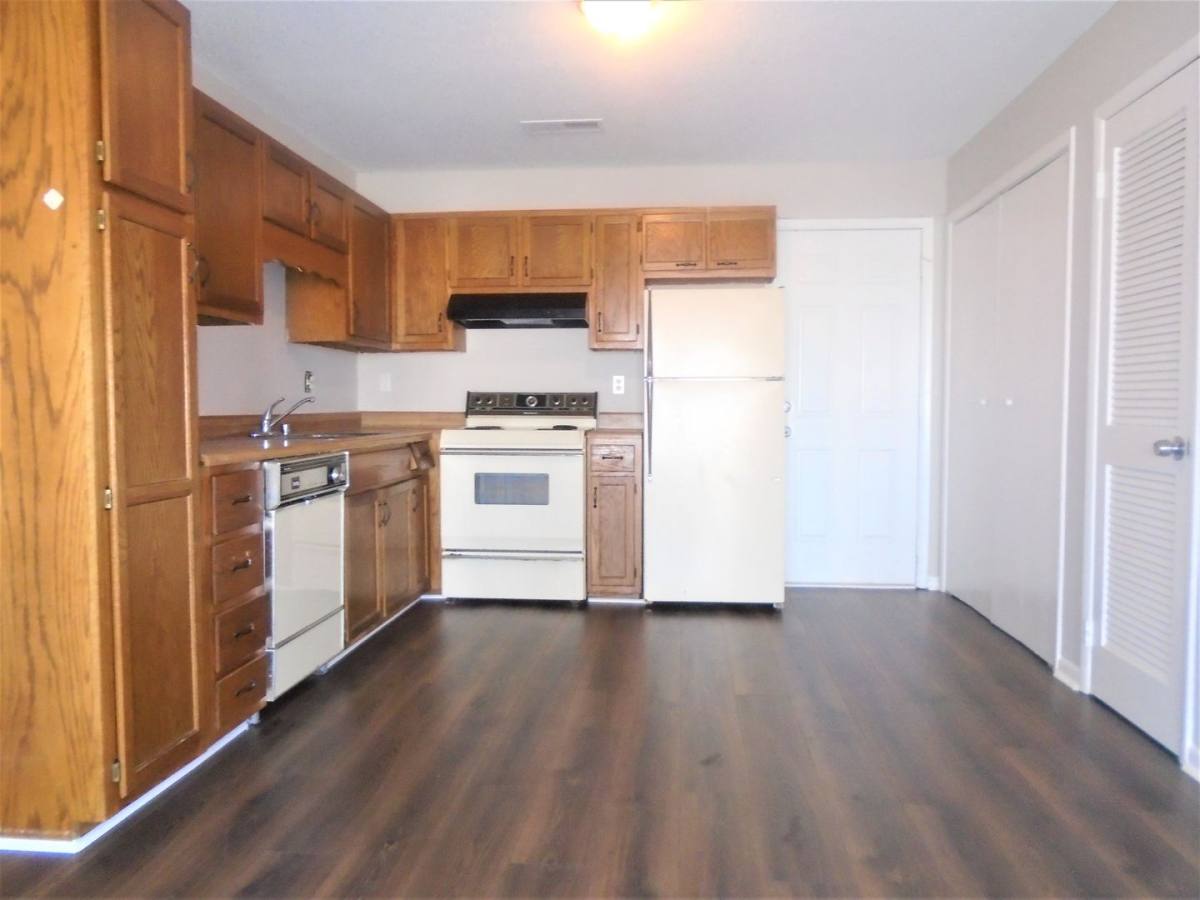 Apartment for rent at 1603 Glenn St, Decatur, AL 35603