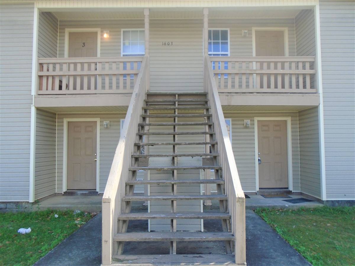 Apartment for rent at 1603 Glenn St, Decatur, AL 35603