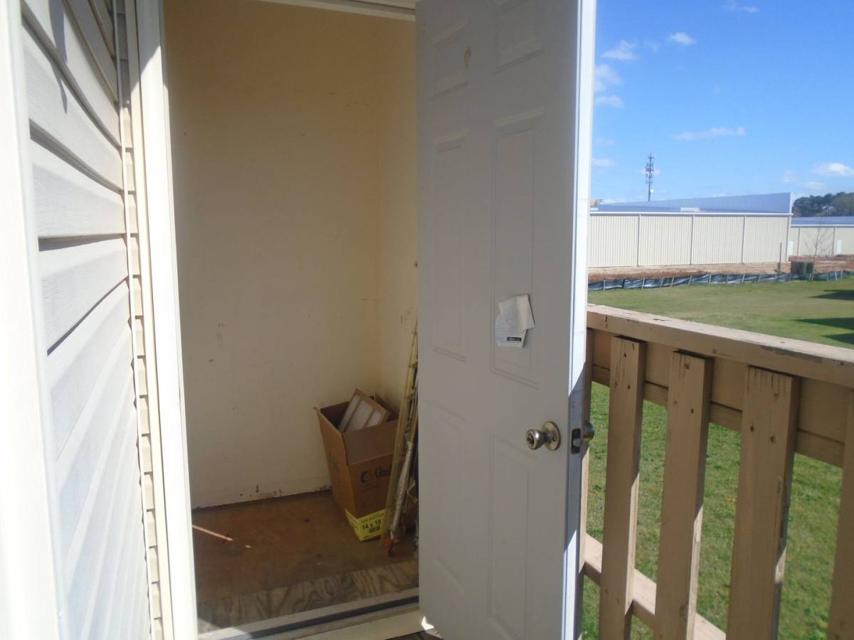 Apartment for rent at 1603 Glenn St, Decatur, AL 35603