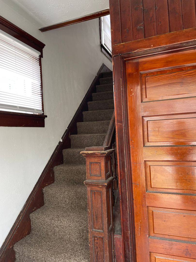 Apartment for rent at 2325 4th St NW, Canton, OH 44708
