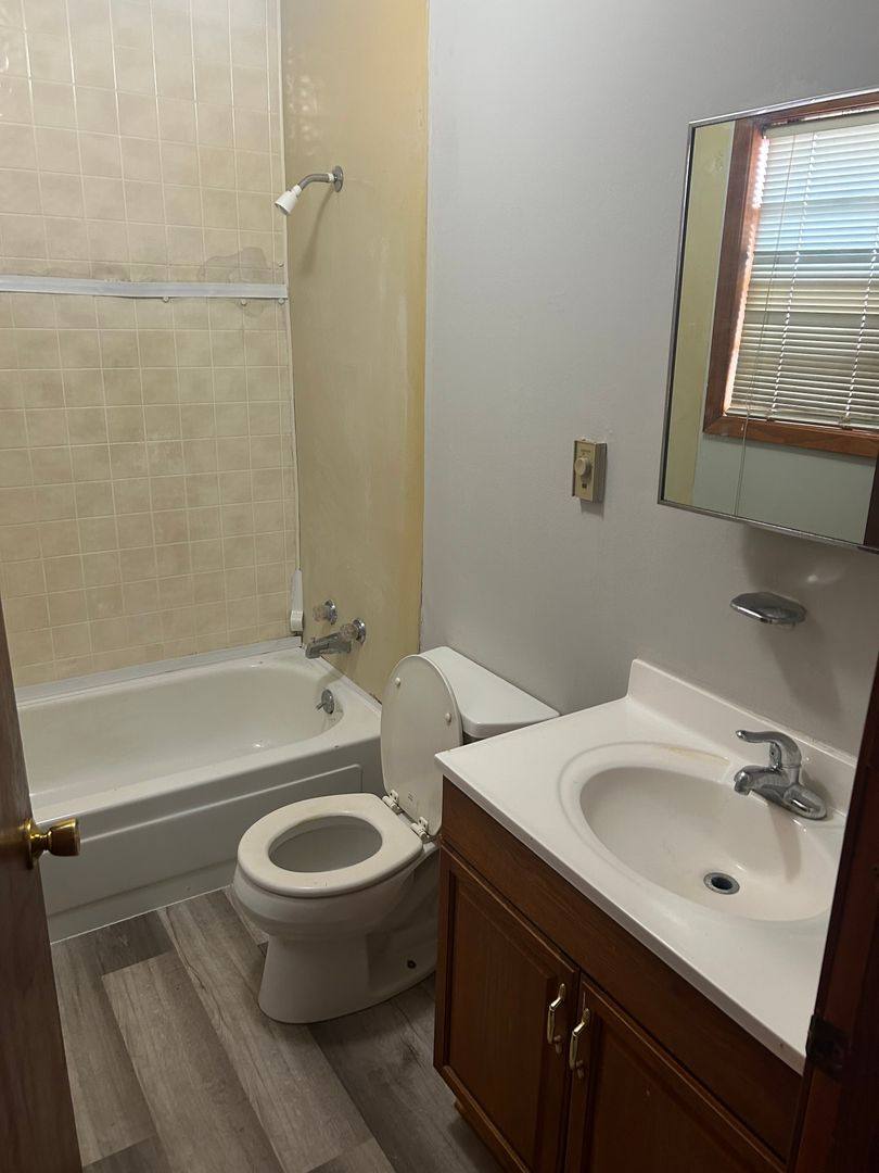 Apartment for rent at 1101 E S Elizabeth St, Columbia, MO 65202