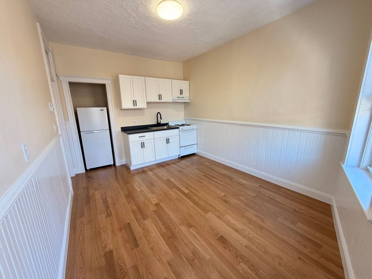 Apartment for rent at 885 Huntington Ave #2, Roxbury Crossing, MA 02120