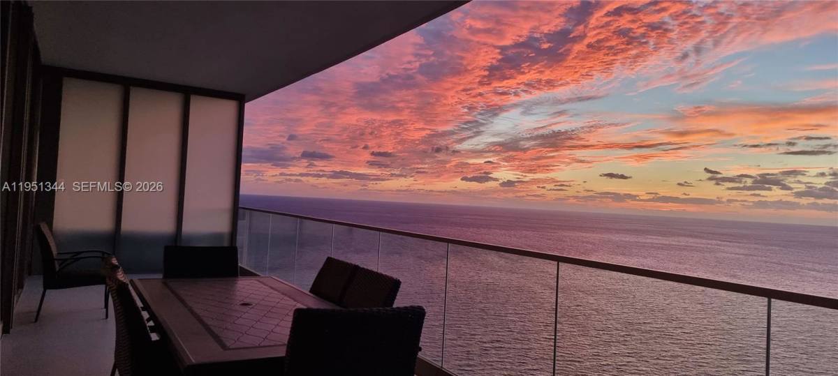 Apartment for rent at 18975 Collins Ave #5103, North Miami Beach, FL 33160