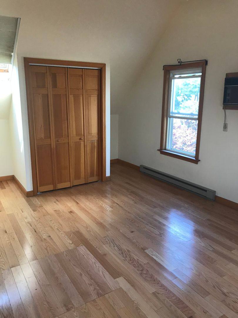 Townhouse for rent at 12-14 Lincoln Rd #12, Newton, MA 02458