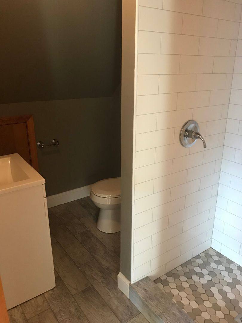 Townhouse for rent at 12-14 Lincoln Rd #12, Newton, MA 02458