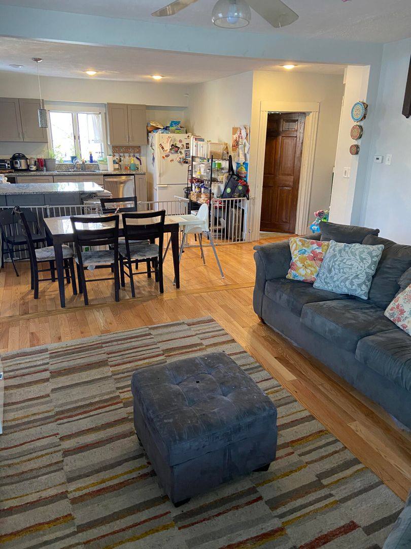 Townhouse for rent at 12-14 Lincoln Rd #12, Newton, MA 02458