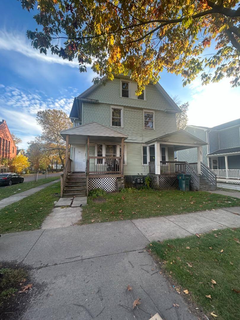 Apartment for rent at 325-327 Parsells Ave #325, Rochester, NY 14609