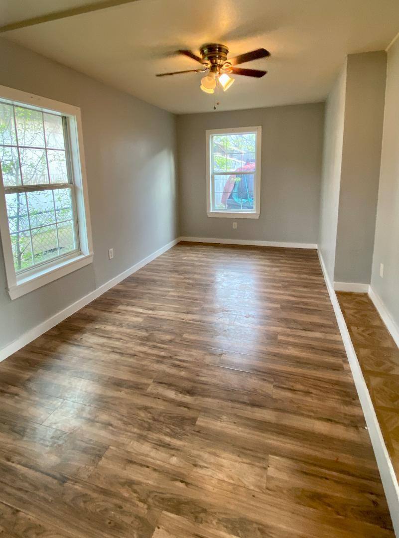 Apartment for rent at 433 Kayton Ave #2, San Antonio, TX 78210