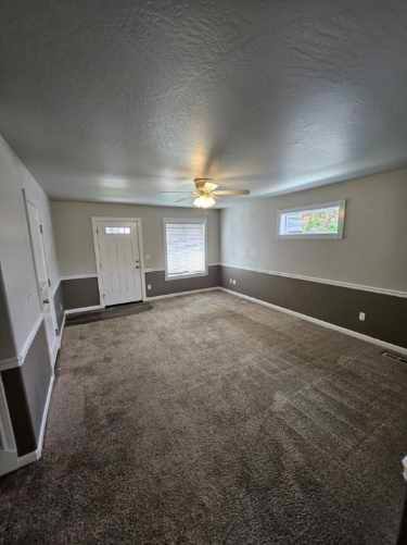Townhouse for rent at 141 Rivers Edge Court #141RIVER, Gold Hill, OR 97525