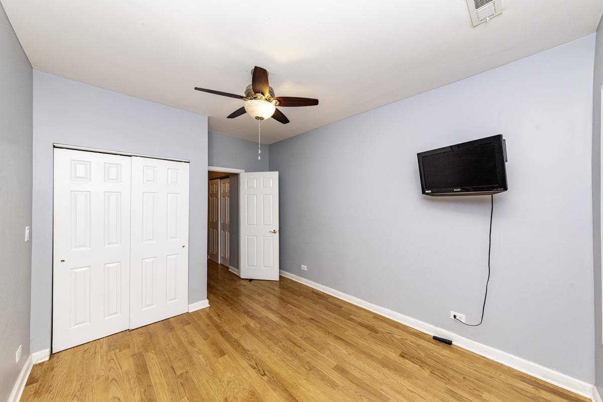 Condo for rent at 4847 N Wolcott Ave #1W, Chicago, IL 60640