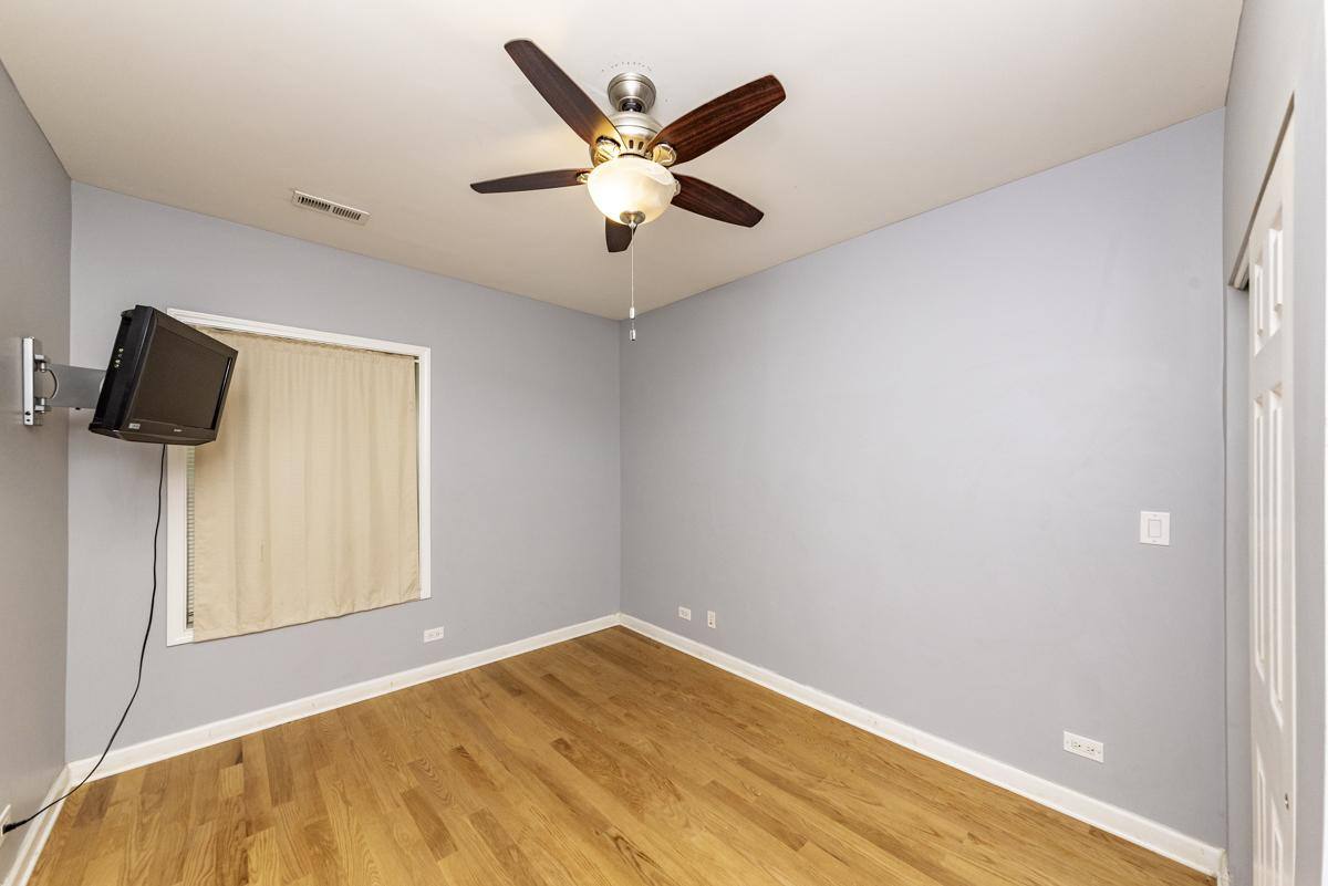 Condo for rent at 4847 N Wolcott Ave #1W, Chicago, IL 60640