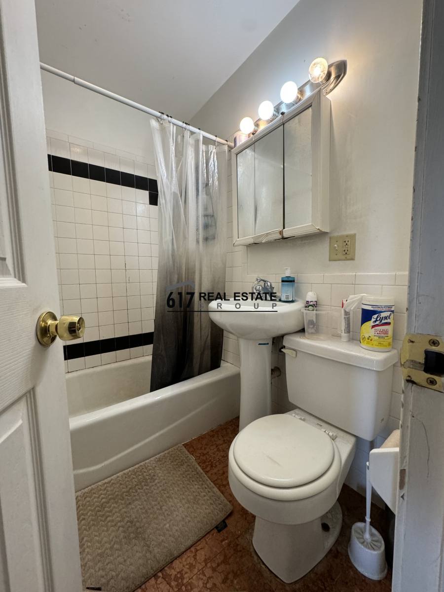 Apartment for rent at 27 Egremont Rd #5, Brighton, MA 02135