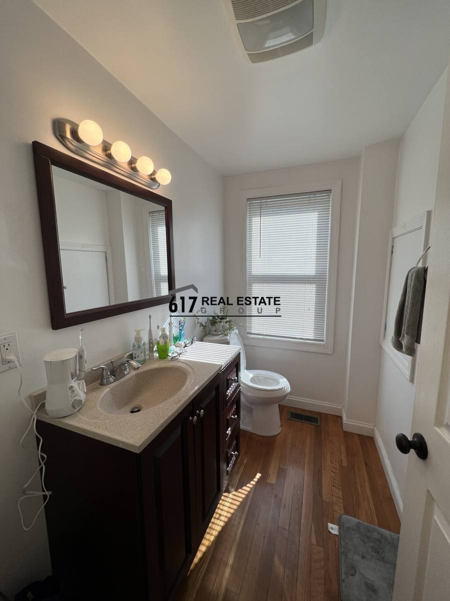 Apartment for rent at 18 Silvey Place #1, Somerville, MA 02143
