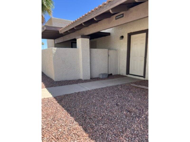 Townhouse for rent at 290 W Viola St #4, Casa Grande, AZ 85122