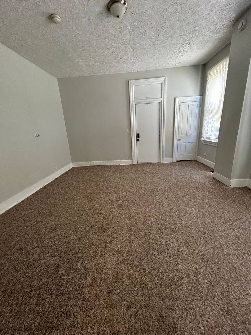 Apartment for rent at 1402 Alabama St, Lafayette, IN 47904