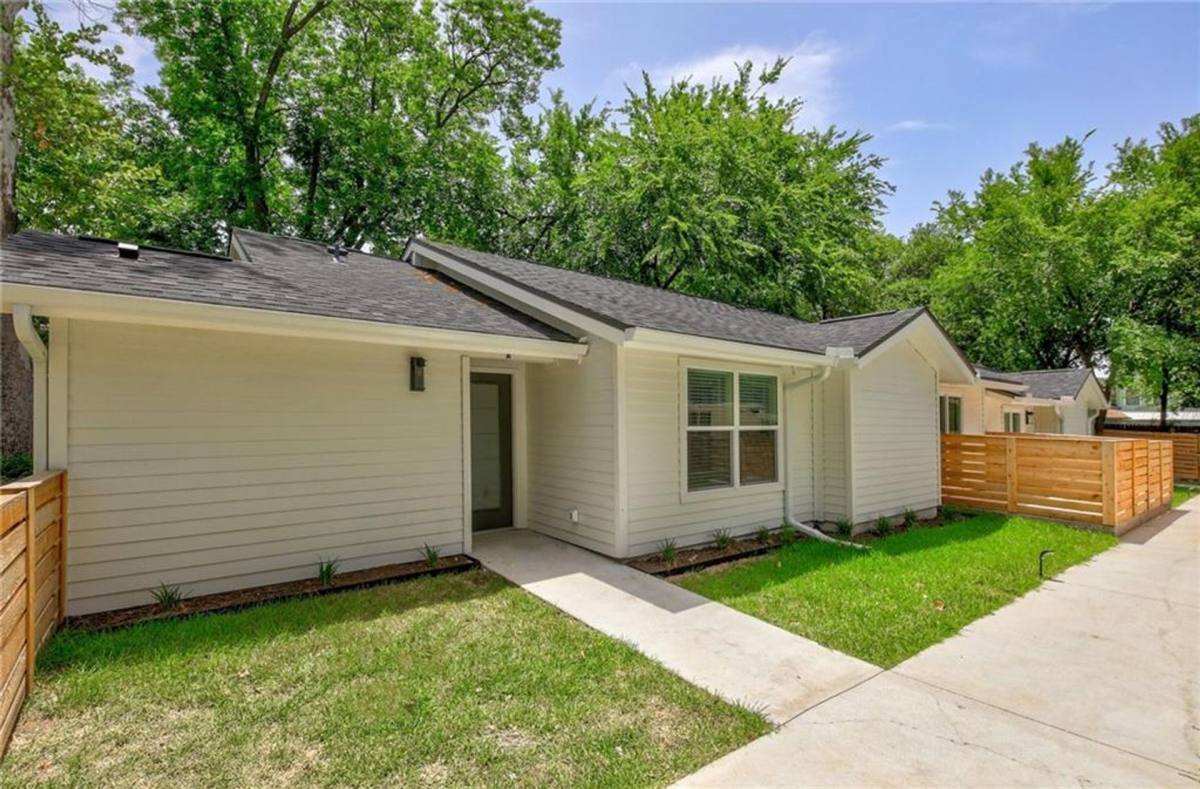 Townhouse for rent at 511 E 50th St #B, Austin, TX 78751
