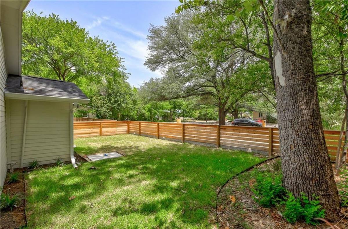 Townhouse for rent at 511 E 50th St #B, Austin, TX 78751