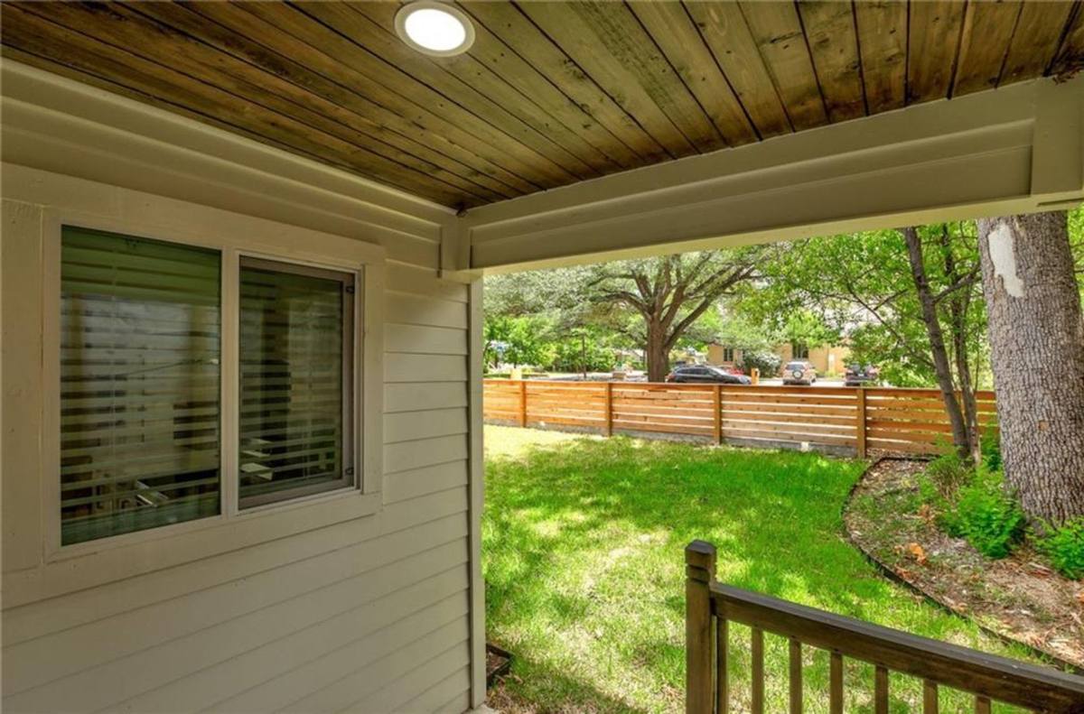 Townhouse for rent at 511 E 50th St #B, Austin, TX 78751