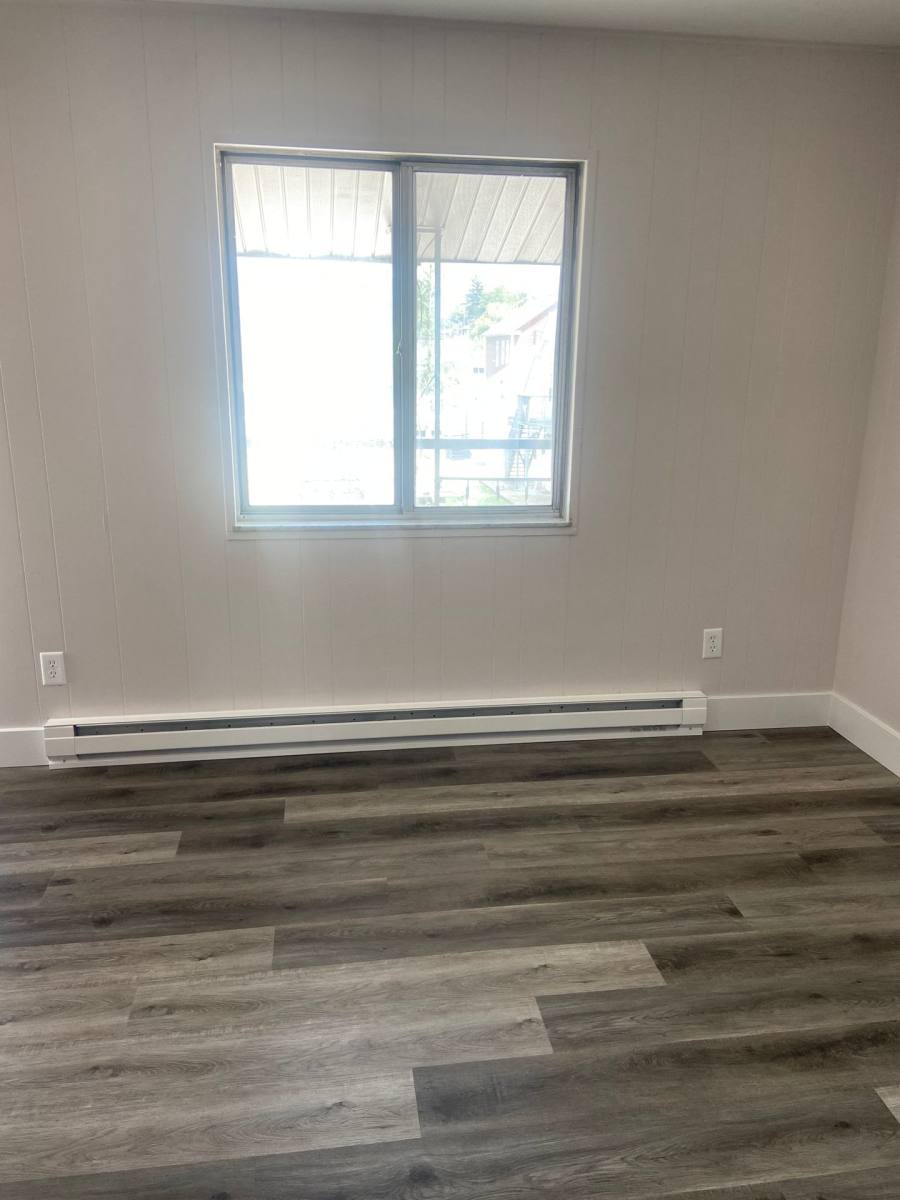 Apartment for rent at 409 E 10th St, Bloomington, IN 47408