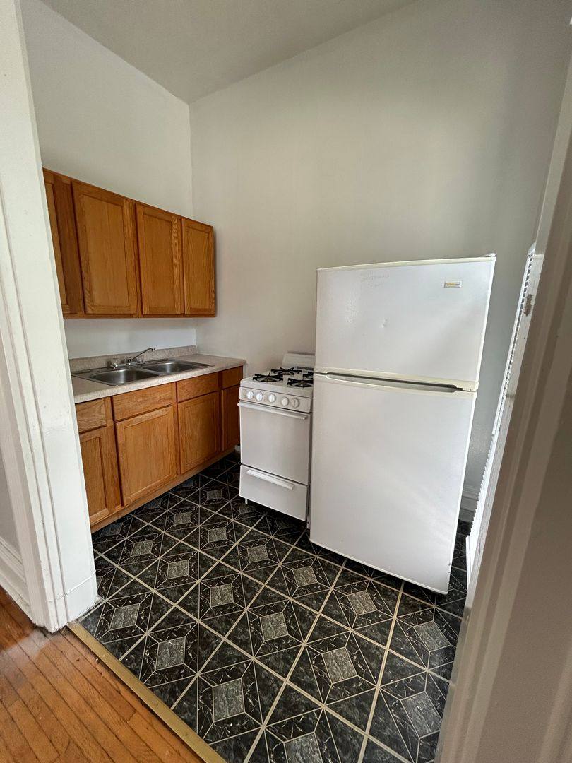 Apartment for rent at 212 Tinkler St, Lafayette, IN 47901