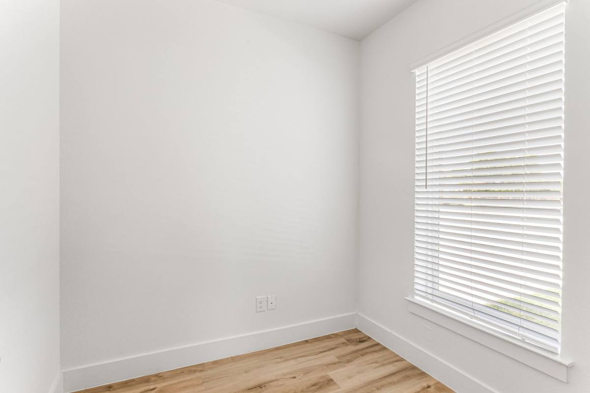 Apartment for rent at 2505 Benbrook Blvd, Fort Worth, TX 76109