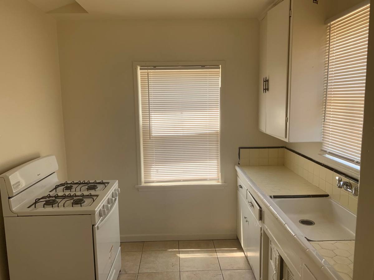 Apartment for rent at 221 Wilson Ave, Bakersfield, CA 93308