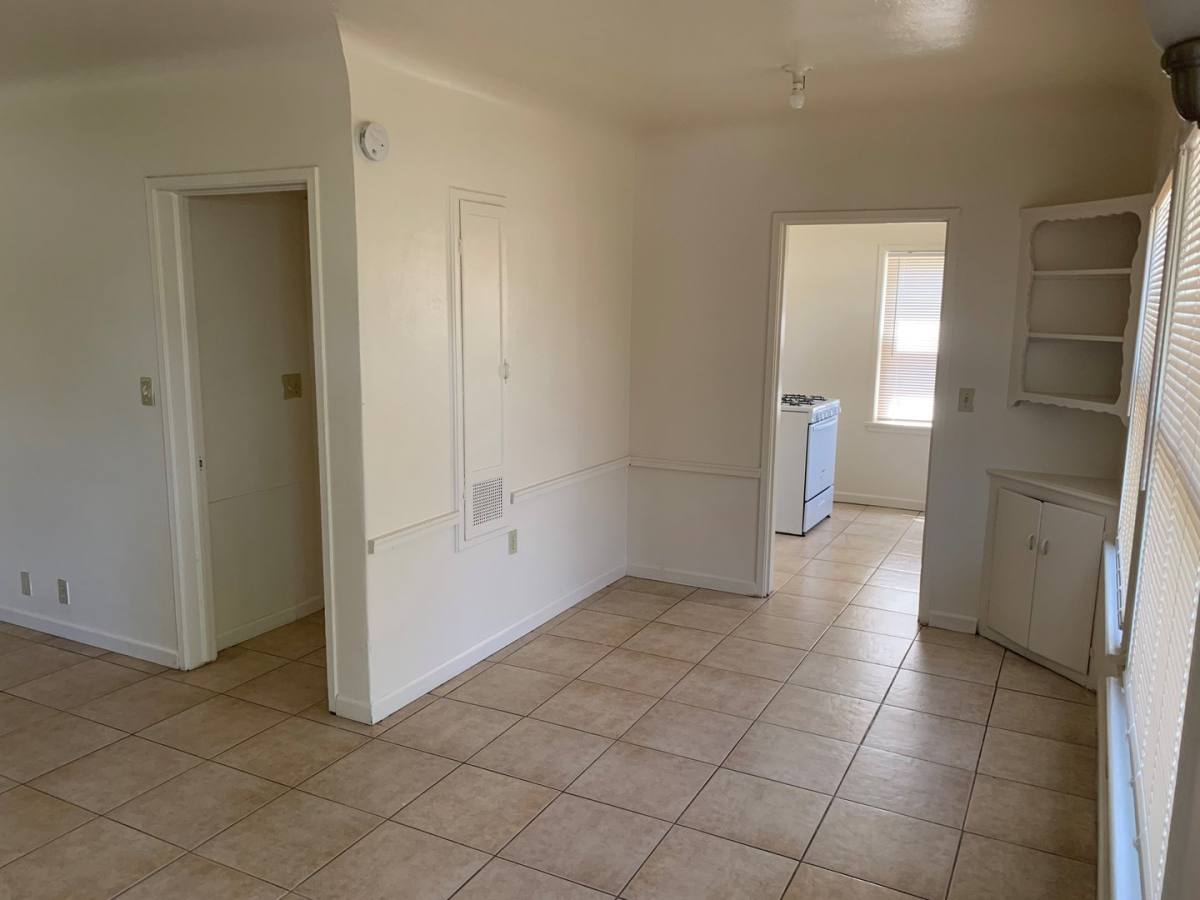 Apartment for rent at 221 Wilson Ave, Bakersfield, CA 93308