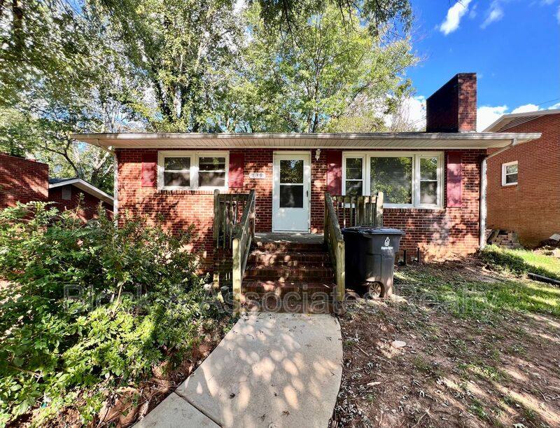 House for rent at 139 Endsley Ave, Winston Salem, NC 27106