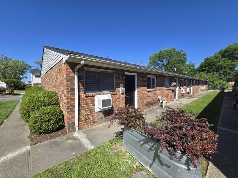 Apartment for rent at 1814 Williamsburg Rd #10, Henrico, VA 23231
