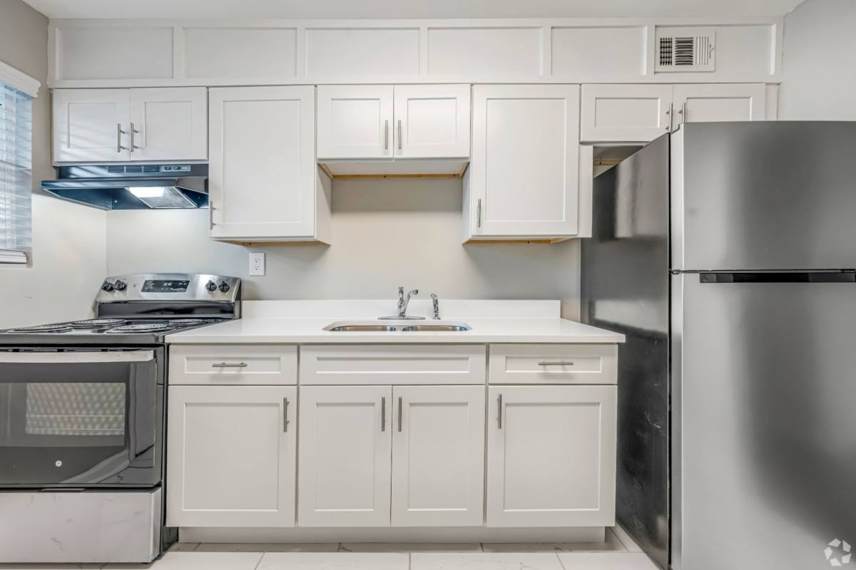 Apartment for rent at 2129 MLK Jr Dr, Atlanta, GA 30310
